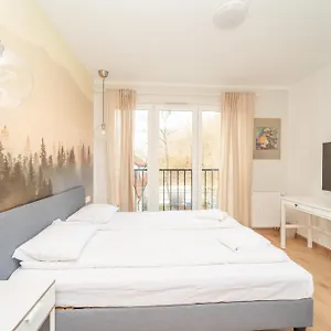 Comfortable 3city In By Renters Apartament